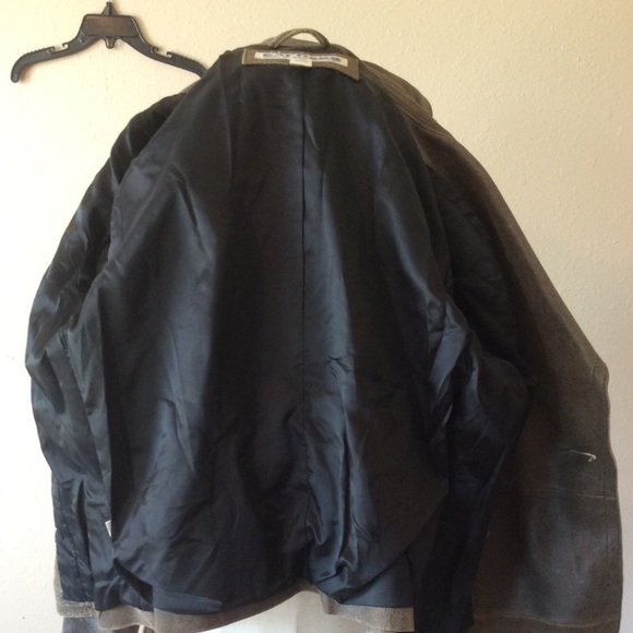 Leather Vintage Preowned Express PrecisionTaupe Distressed Jacket, size 4 - Picture 11 of 16